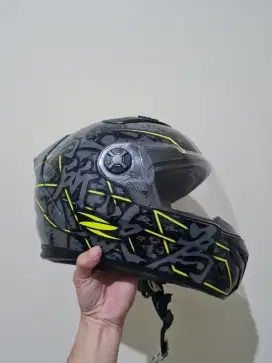 Helm Zeus 813 Double Visor Size L
