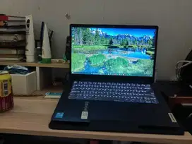 Dijual Laptop Lenovo Ideapad slim 3