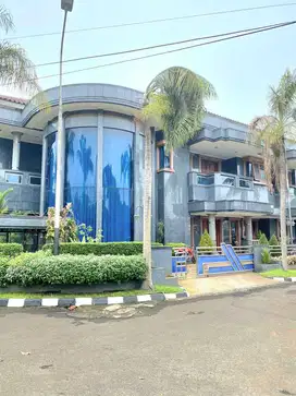 Dijual Rumah Mewah, Asri, Nyaman, Aman dan strategis di tanjung Barat