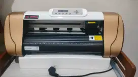 Mesin Cutting Sticker Jinka - XL Pro V 453 LED (Auto Contour Cut)