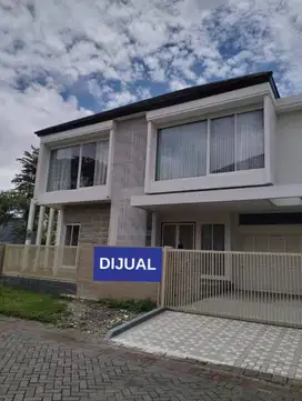DIJUAL RUMAH CITRALAND SOMERSET MINIMALIS MODERN BAGUS BARU RENOVASI