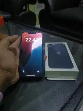 Iphone 13 128gb midnight mulus fullset like new