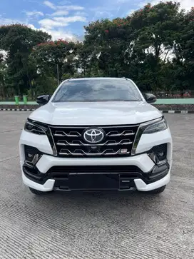 Fortuner 2.8 GR 2024