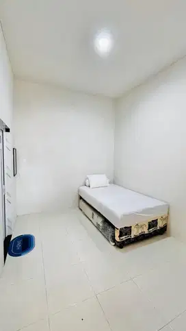 Kost Putri Mikaila / HOMESTAY Keluarga
