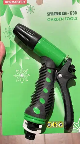 Water spray garden tools