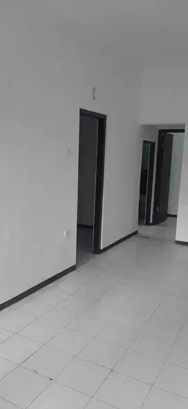 Dijual Rumah Tengah Kota Dalam Gang Moh Yunus