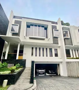 DIJUAL!!! Brawijaya Townhouse SEMI FURNISH