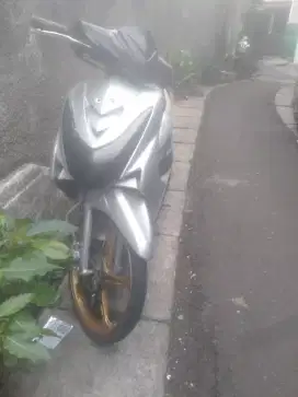 Pengen di jual aja butuh banget