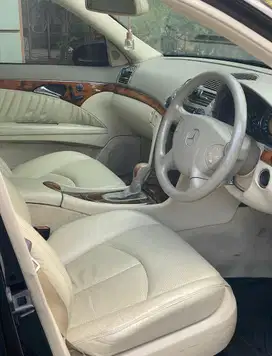 Mercedes benz e240 at 2002 panoramic