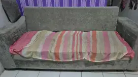 Sofa L putus masih kokoh,layak, bagus.