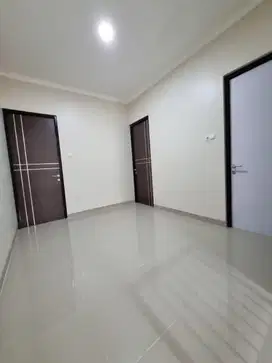 Di jual Rumah Baru di Regensi Melati Mas, BSD City