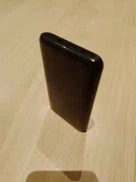Powerbenk hitam