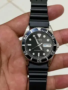seiko skx submariner autmatic