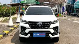 Toyota Fortuner VRZ 2.8 GR Sport matic