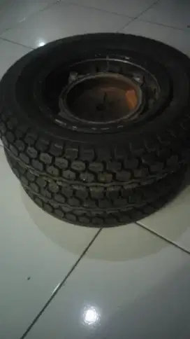Ban +velg vespa  layak pakai