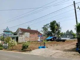 Tanah Kavling Tumpang Sudah Split SHM Lokasi Tengah Pemukiman