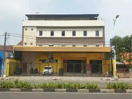 Jual Rumah Kost & Tempat Usaha Hadap Jalan Kebon Jeruk Jakarta Barat