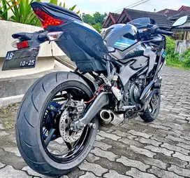 Kawasaki Ninja ZX25R / ZX 25R Non-ABS Hitam AB Sleman Pajak Panjang
