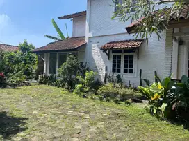 Dijual Rumah Luas Nyaman Dan Asri Di Jalan Pasantren Cimahi