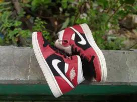 Nike Air Jordan Chicago Gym Red •Preloved,Second,Thrift•