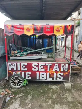 Dijual cepat gerobak besi kuat