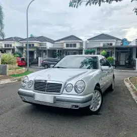 Mercy New Eyes e230