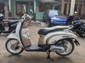 Scoopy tahun 2011 mulus