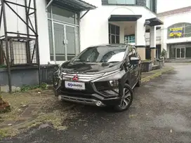 Like New - MITSUBISHI XPANDER 1.5 SPORT BENSIN M/T 2019 HITAM