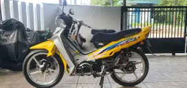 Di jual yamaha FIZR tahun 2002
