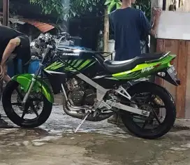 Kawasaki ninja ss tahun 2015