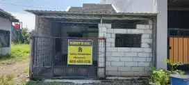 Rumah strategis belakang RSUD Wongsonegoro
