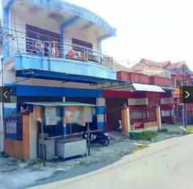 Rumah plus Ruang usaha  Jaten Karanganyar