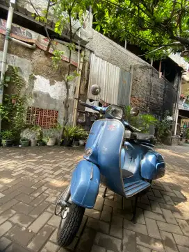 vespa klasik super 1975