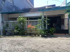 Rumah dijual lokasi strategis dekat MERR di Jln. Semampir Surabaya