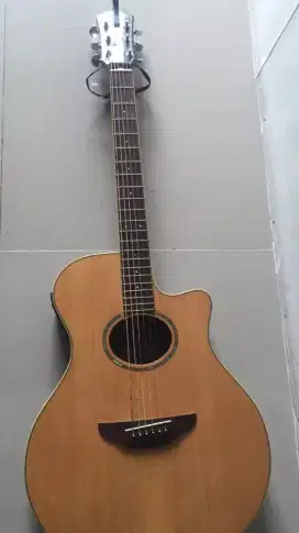 Gitar Yamaha Apx 600