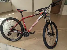 sepeda MTB Polygon cascade 2 ukuran 27.5 muluss