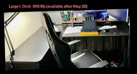 L shaped table/Desk