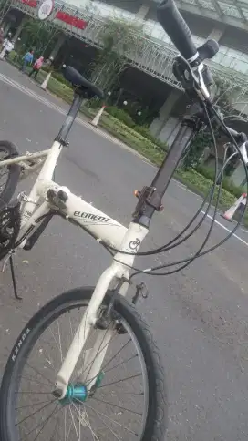 Sepeda lipat ukuran 20