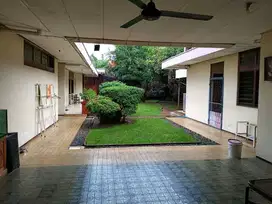 Dijual Rumah Strategis di JL. Dr Cipto Semarang
