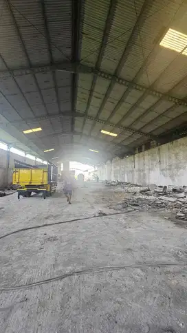 Dijual Gudang Luas di Driyorejo, Lokasi Strategis Dekat Tol