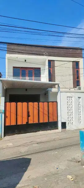 Rumah Minimalis 2 Lantai Strategis di Sayap Turanggan Kota Bandung