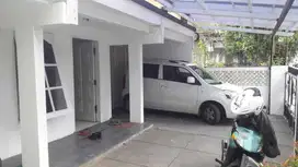 Rumah Luas Siap Huni Lokasi Strategis di Bintaro Sektor 1 . 14259