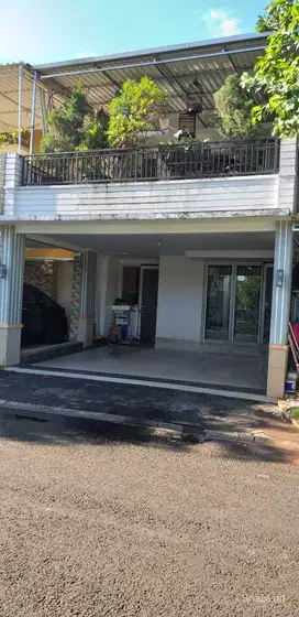 Dijual Rumah  SEVILLA BSD City, dekat ke sekolah, pasar dan stasiun