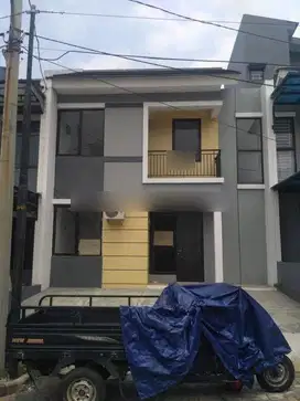 Murah    Rumah 2 lantai di Grand Duta Cluster Amber, Periuk Tangerang