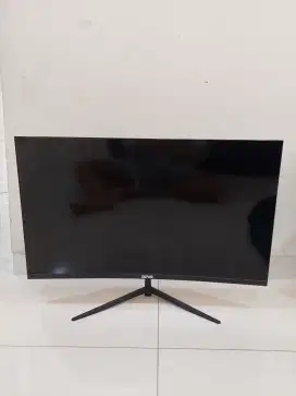 LCD MONITOR KOMPUTER SURGE