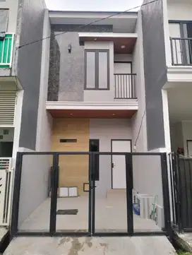 rumah baru 2lt 500 jt an Surabaya Gunung Anyar