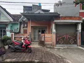 DIJUAL RUMAH DI BOULEVARD MEDANG LESTARI GADING SERPONG