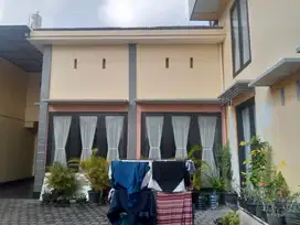 Rumah sekali gus tempat usaha Central Gatsu Denpasar