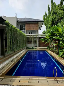 JUAL RUMAH MEWAH TROPICAL MODERN 2 LANTAI SIAP HUNI DI VETERAN BINTARO