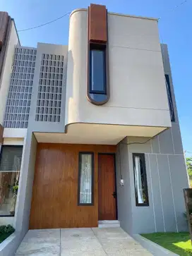 Dijual Rumah Kost 6 Kamar Omset 100 juta/tahun dkat Kampus UB Malang